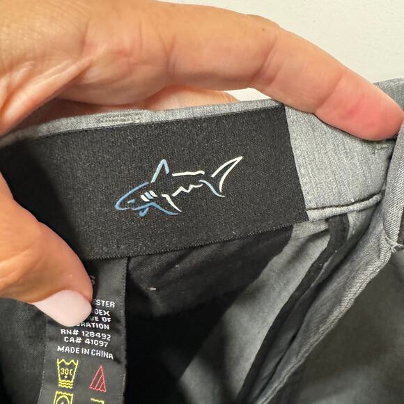 Greg Norman Mens Gray Golf Shorts Dry Fit Performance Size 36 Inseam 9" - Picture 5 of 10